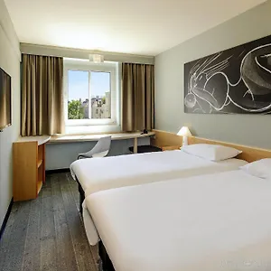 2* Szálloda Ibis Koenigsplatz